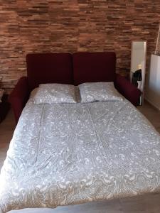 Studio Suquet balcony 1 min beach, 10 min Palais & Croisette Works