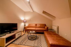 Studio Apartment room in Green hill luxury apartment