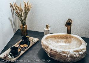 Appartements Suite Prestige Chateau Uriage - Escapade romantique : photos des chambres