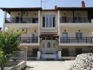 Villa Alexandra Ierissos - Develíkia