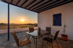 Villa Kalamies - 3hvězdičkové hotely ve městě Parikia