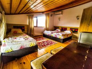 Triple Room room in Hotel Alikante
