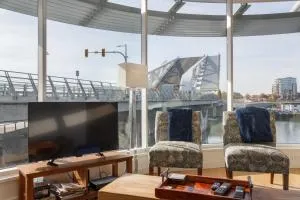 Enjoy The Waterway Action At Your Doorstep - Langford