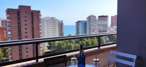 Junto Playa Levante con terraza Chill-Out-2 WCs-A ESTRENAR Gemelos 23