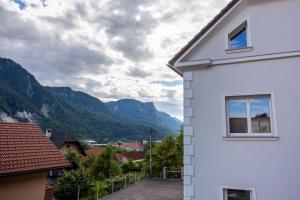 Villa Hillside Apartment