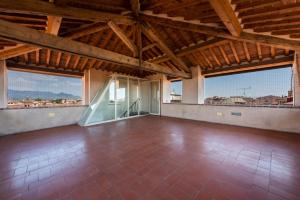Nella Torre del Poschi Penthouse with Roof Terrace