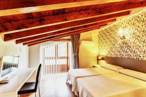 Deluxe Twin Room room in Villa Arce Hotel
