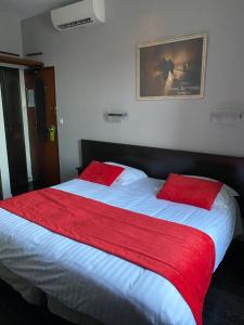 Hotels Logis Hostellerie des Ducs : photos des chambres