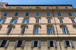 Vatican City Suites by Hili