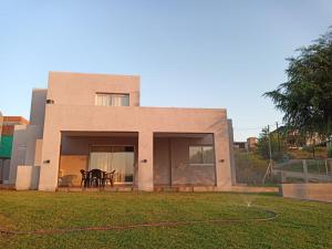 Bº CERRADO LOMAS DEL REY MAYU SUMAJ