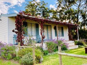 Cheverells Farm, Kiku & Braeburn Cottage