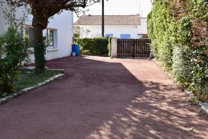 Maisons de vacances Villa 7 chambres avec grande piscine non chauffee a 600 m de la plage : photos des chambres