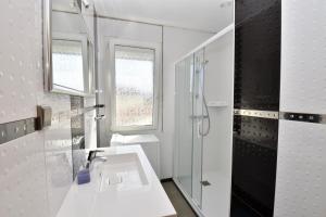 Maisons de vacances Villa 7 chambres avec grande piscine a 600 m de la plage : photos des chambres