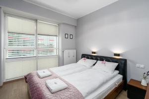 Apartments Poznan Towarowa by Noclegi Renters