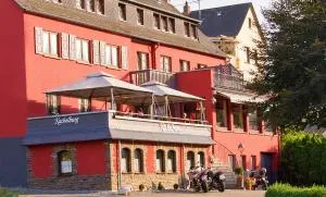 Hotel-garni-Kachelburg - Lonnig
