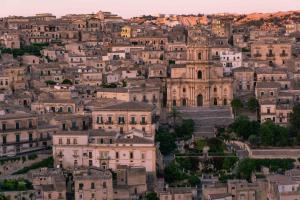 Via Rocciola Scrofani 260, 97015 Modica, Sicily, Italy.