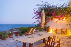 Villa Celestina, Great for Privacy and Seclusion Sifnos Greece