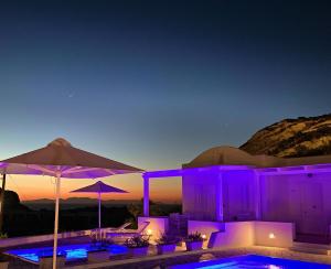 Katharos Pool Villas Santorini Greece