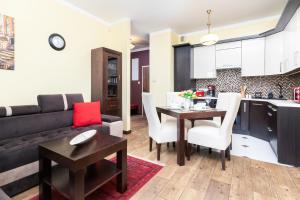 Apartments Jaglana near Old Town by Renters