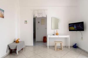 Panoramic View House