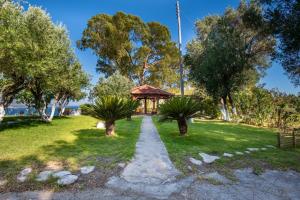 Zoumpouli Village Kefalloniá Greece