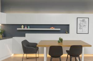 Ioannina In - central & modern apt 36m2 lake view