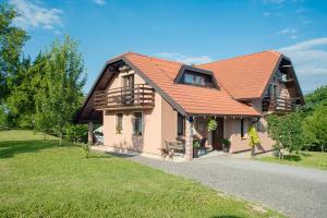 Studio Apartment Karlo 