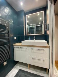 Beautiful mini Loft near Saint-Lazare