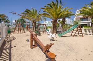 Apartamentos La Peñita