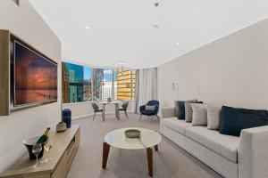 Premium King Apartment with City View room in The Sebel Quay West Suites Sydney