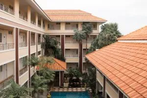 Nattidaplace Hotel Chiangmai - Ban Rai Nong Ho