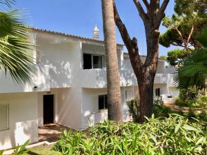 Vale Do Garrao Villas