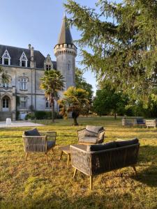 B&B / Chambres d'hotes Chateau Borgeat de Lagrange - privatisation : photos des chambres