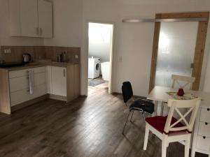 Old Bridge View Apartment