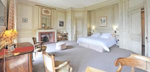 Hotels Hotel Villa Navarre - Les Collectionneurs : Suite avec Accès au Spa