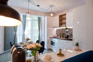 Vanilla Luxury Apartment Spa n Pool beach resort