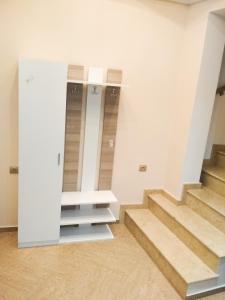 Kates & Kallias House