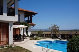 Villa Margeritha Floral Hills Club 3 Bedroom mit Privat Pool Sea View