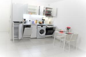 Appartements Appartement tout equipe, cosy (1 station de Paris) : photos des chambres