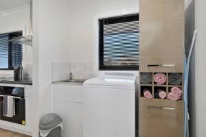 Zoo Villas : Villa Zebra - Central Wynyard