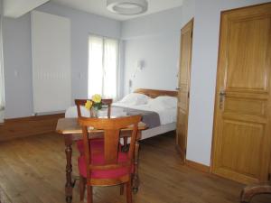 Hotels Hotel La Montagne Fleurie : photos des chambres
