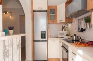 Flamboyant Tree Garden Holiday Home