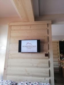 Apartament Tatrzański Świt z tarasem i garażem podziemnym Grotą Solną