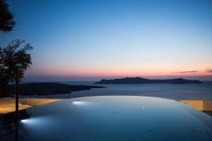 Porto Fira Suites Santorini Greece