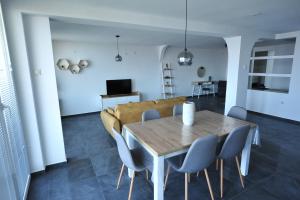 Lagadin Sunset Apartment