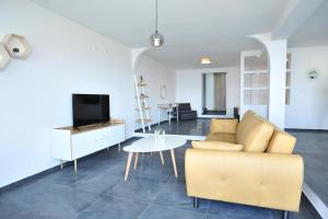 Lagadin Sunset Apartment