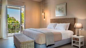 Beachfront Suites Lourdas