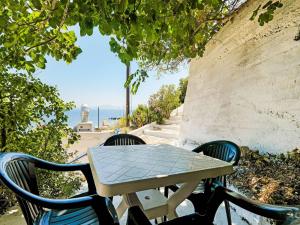 Alluring Apartment in Therma near Seabeach Ikaria Greece