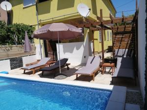 Apartment Rustica Zadar with exclusive use of the pool-ground floor