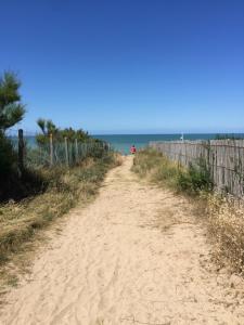 Appartements Chez Edwige a Cabourg thalasso plage WIFI : photos des chambres